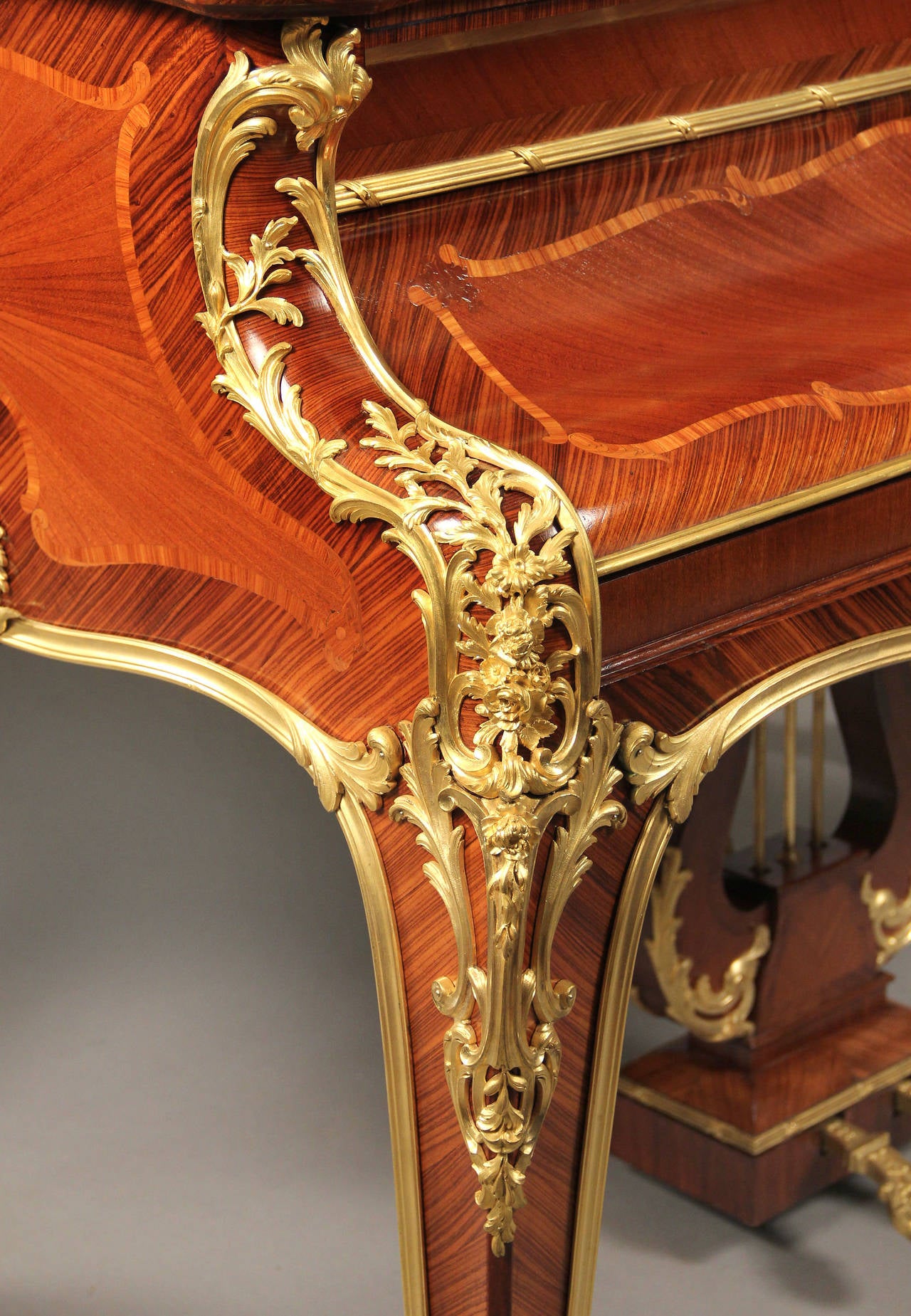 Gilt Bronze-Mounted Marquetry Six-Leg Grand Erard Piano by François Linke In Excellent Condition In New York, NY