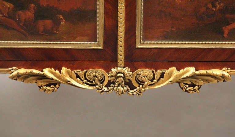 Louis XV Fine Quality Late 19th Century Vernis Martin Vitrine For Sale