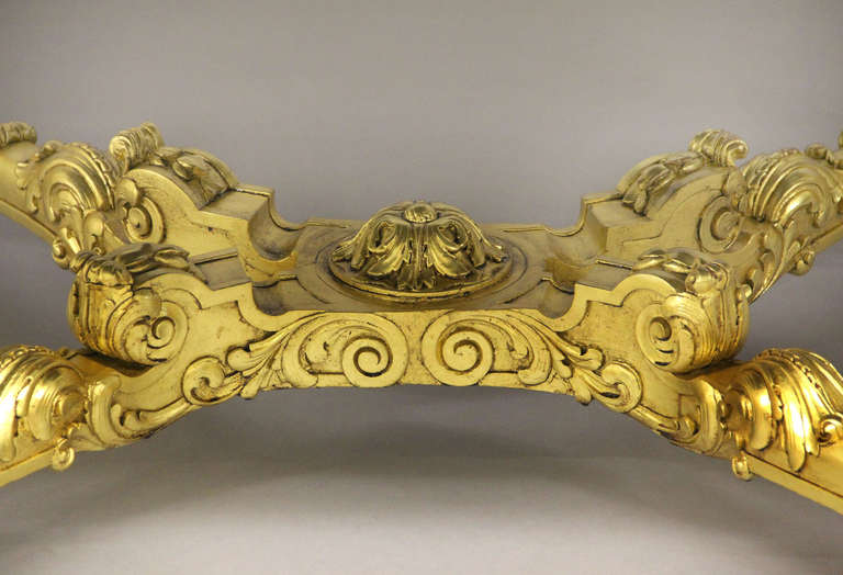 19th Century Hand-Carved Regence Style Giltwood Center Table In Good Condition For Sale In New York, NY