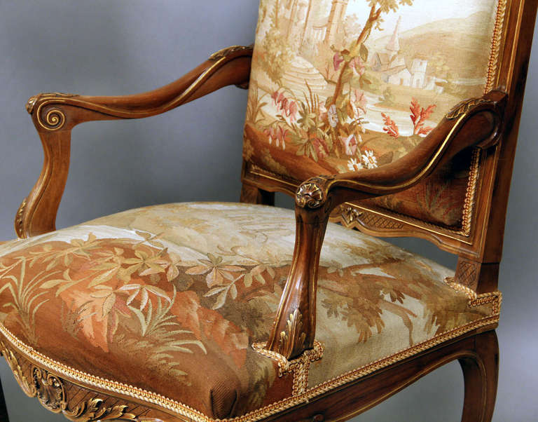 Nine-Piece 19th Century Parcel Gilt Carved Aubusson Tapestry Parlor Set For Sale 2