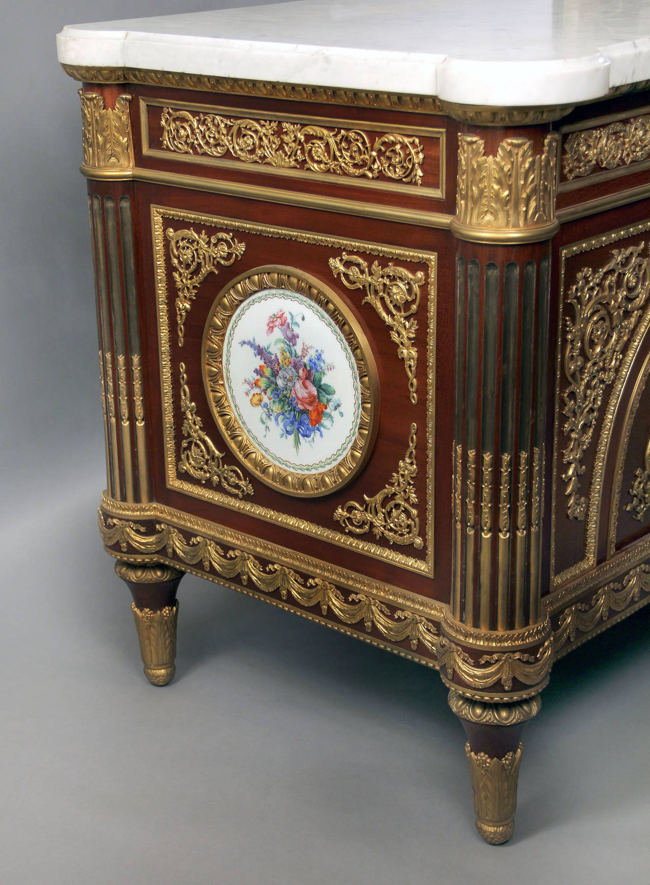 French Fine Late 19th Century Wedgwood and Sèvres Mounted Commode a Vantaux