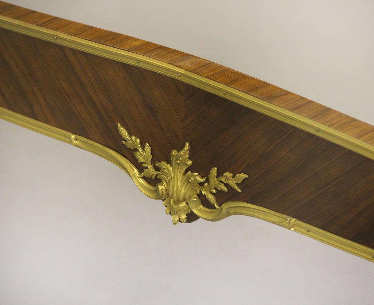 Bronze Mounted Marquetry and Parquetry King-Size Bed by François Linke In Excellent Condition In New York, NY