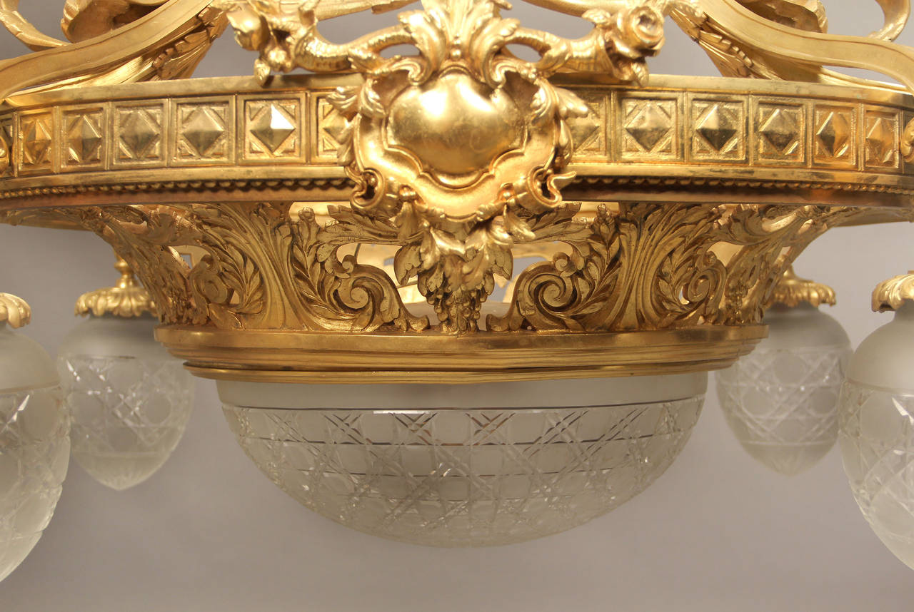 Zehn-Licht-Kronleuchter aus vergoldeter Bronze, frühes 20. Jahrhundert (Belle Époque) im Angebot