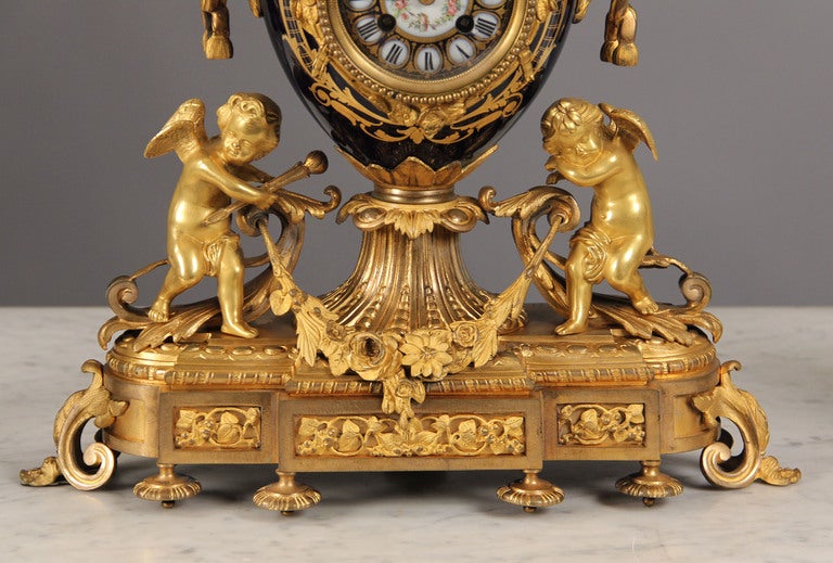 Belle Époque Late 19th Century Gilt Bronze Mounted Three Piece Sèvres Style Clock Set For Sale