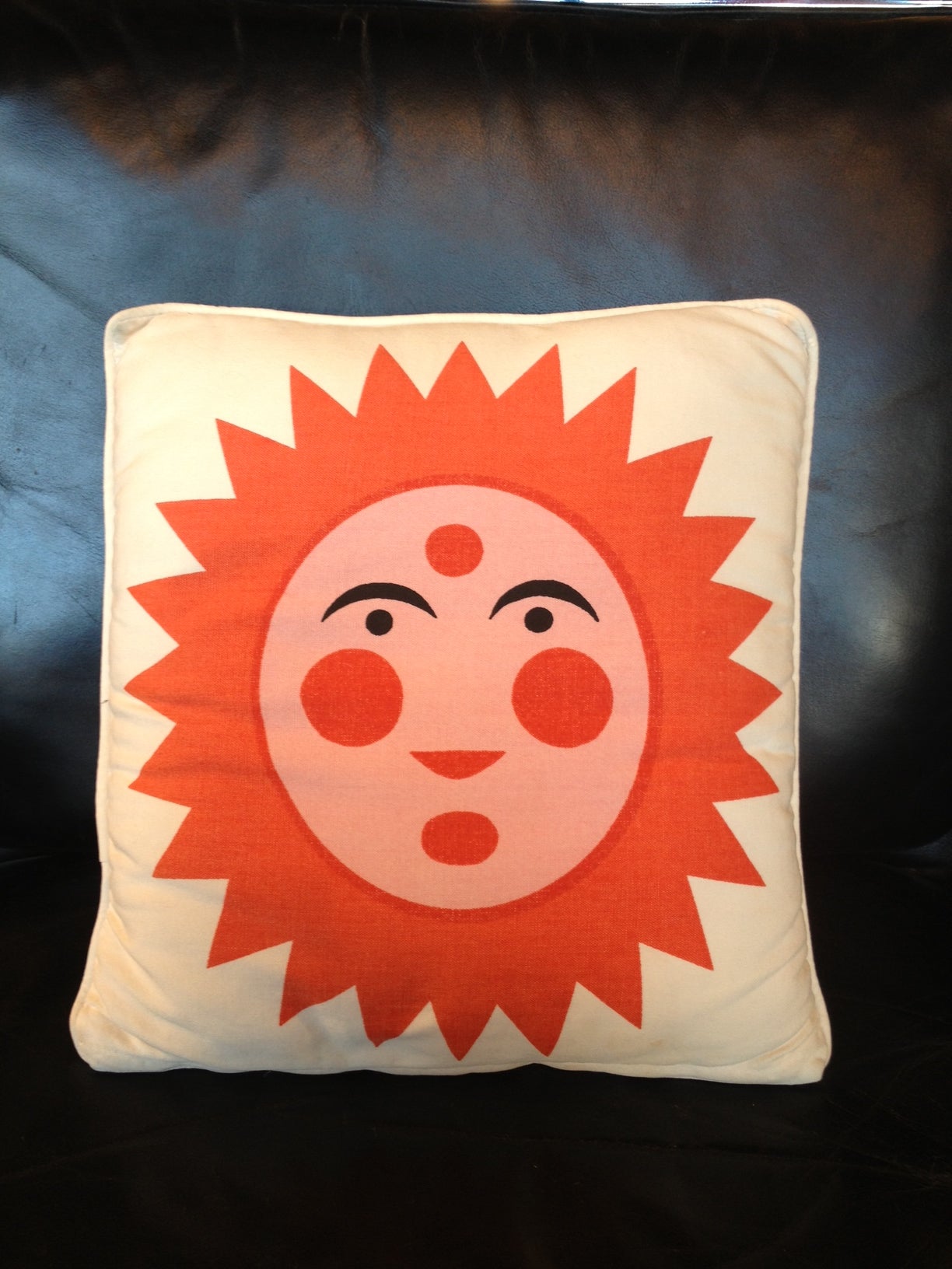 Alexander Girard Sun & Heart Pillow 1961. Herman Miller