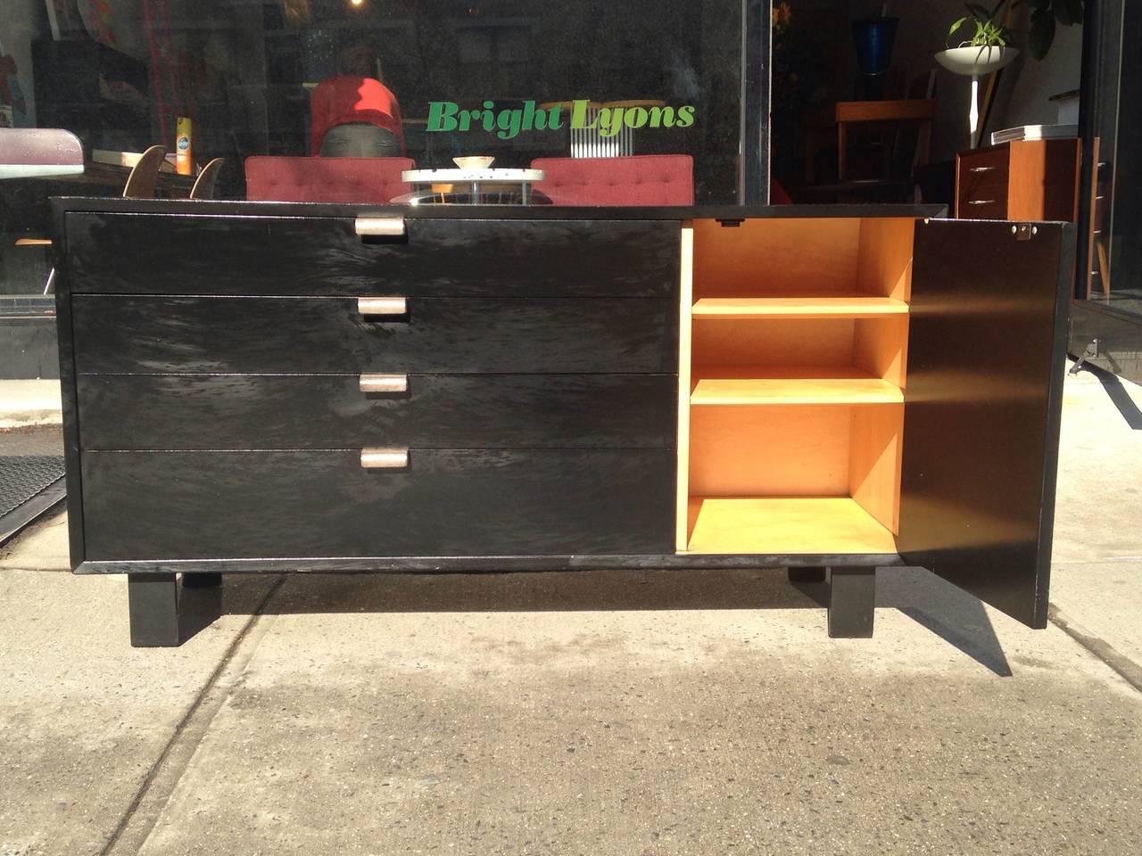 Mid-Century Modern George Nelson Credenza with Drawers Herman Miller in 1948
