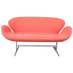 Arne Jacobsen Swan Settee Fritz Hansen