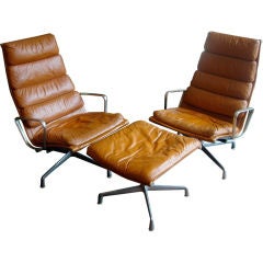 CHARLES EAMES Soft Pad Chairs and Ottoman 1968