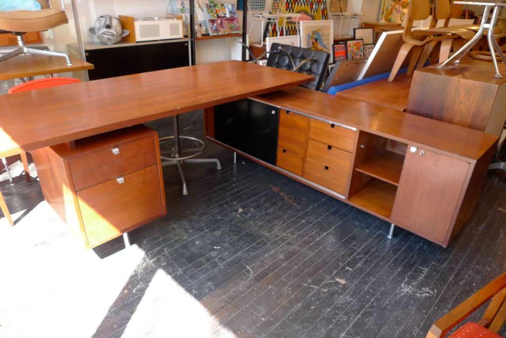 George Nelson For Herman Miller Executive Desk And Return At 1stdibs Executive Desk Designed By George Nelson For Herman Miller With 8 Drawers Two Cabinets