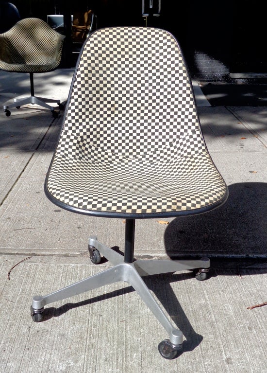 Eames Shell Chairs, Alexander Girard fabric. Herman Miller 1960. 1