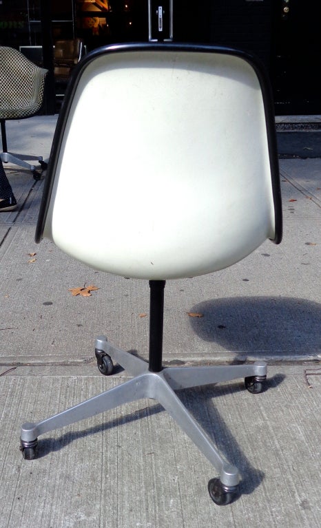 Eames Shell Chairs, Alexander Girard fabric. Herman Miller 1960. 3