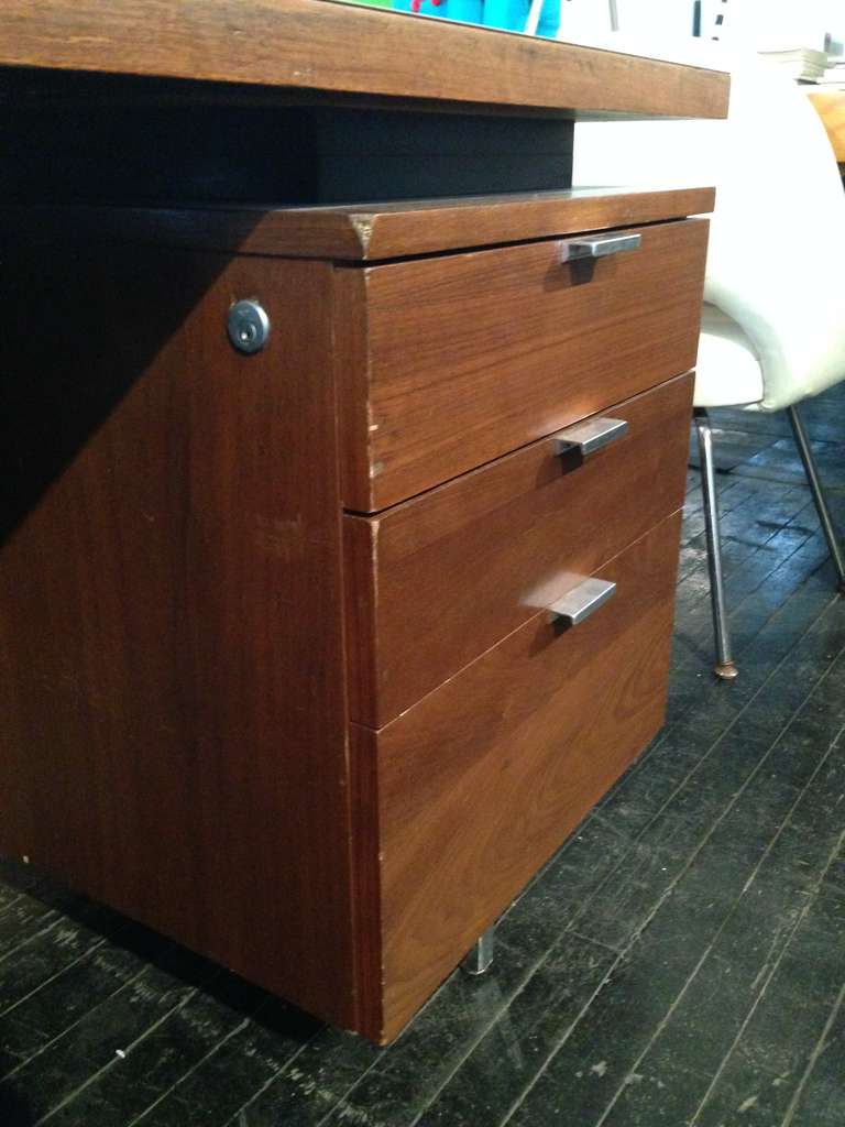 George Nelson Executive Desk In Good Condition In Brooklyn, NY