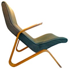 Eero Saarinen Grasshopper Chair. Knoll, 1947.