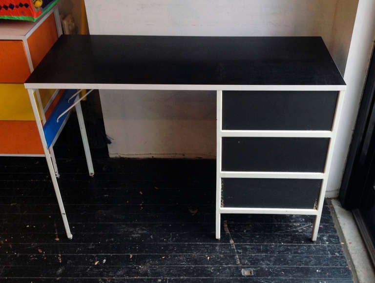 George Nelson Steel Frame Desk for Herman Miller, 1950's In Good Condition In Brooklyn, NY