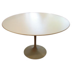Eero Saarinen Pedestal Dining Table for Knoll
