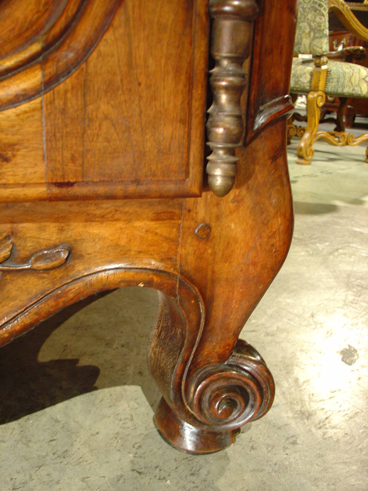A Large 19th Century Walnut Wood Buffet from Provence, France 1