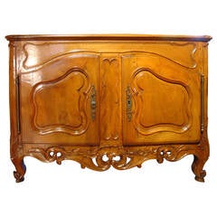 Exceptional Period Louis XV Walnut Wood Nimoise Buffet, circa 1750 10