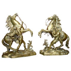 Paire de statues anciennes en bronze français - Les chevaux de Marly