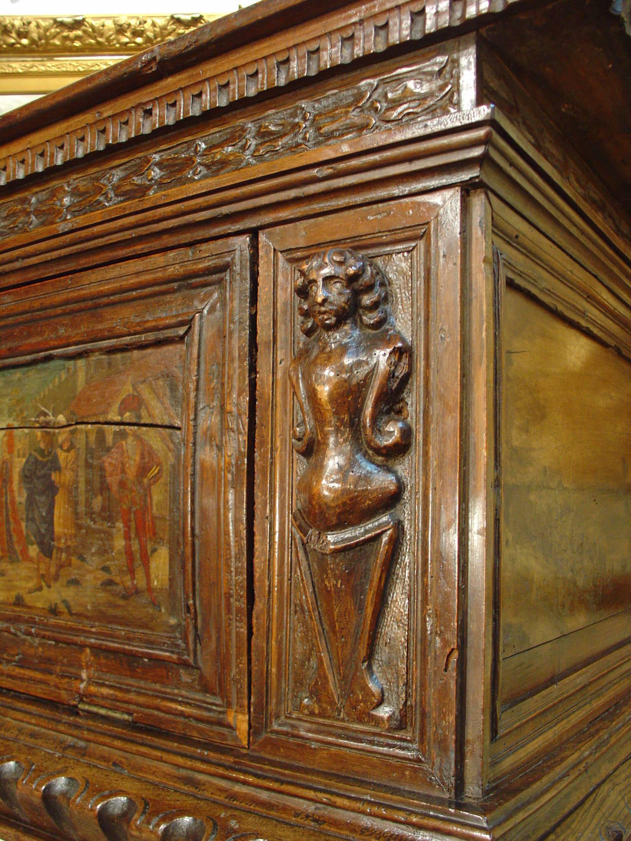 18th Century Italian Walnut Wood Cabinet 5
