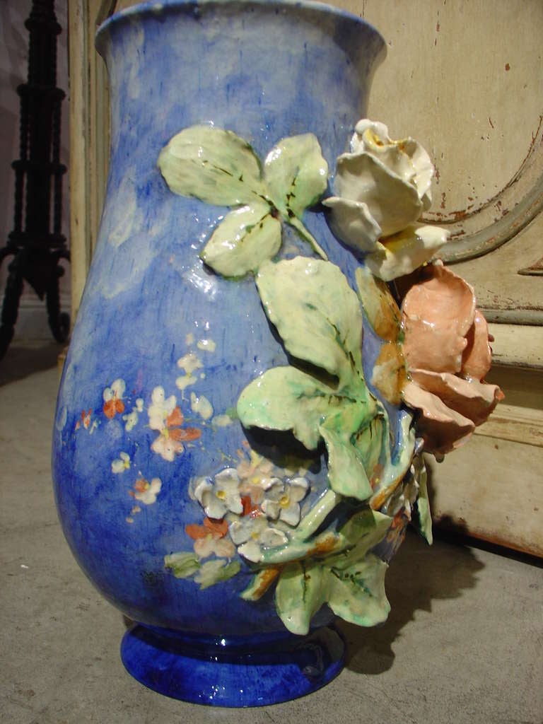 Antique Gros Relief Barbotine Vase- Ecole D'Auteuil Paris Bon état à Dallas, TX
