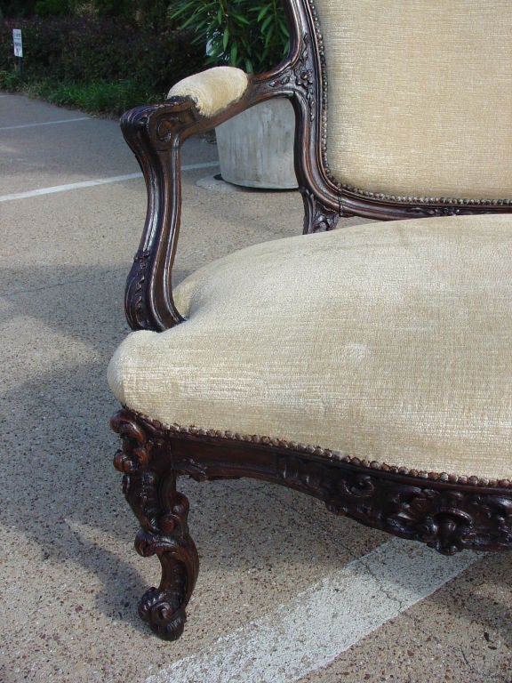 Antique Walnut Wood Settee-France 1800s In Good Condition In Dallas, TX