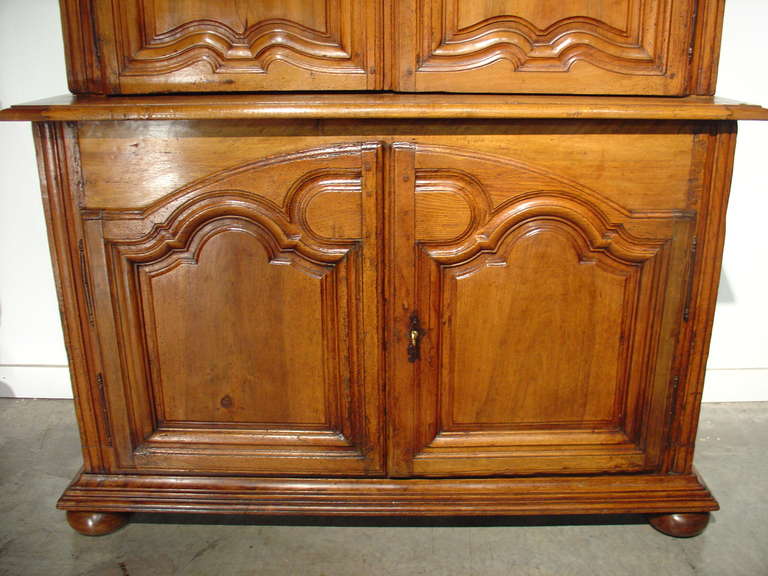 18th Century Walnut Wood Regence Buffet Deux Corps 1