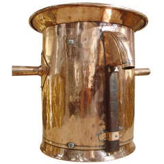 Ancienne mesure à vin en cuivre provenant d'un vignoble français:: vers 1850