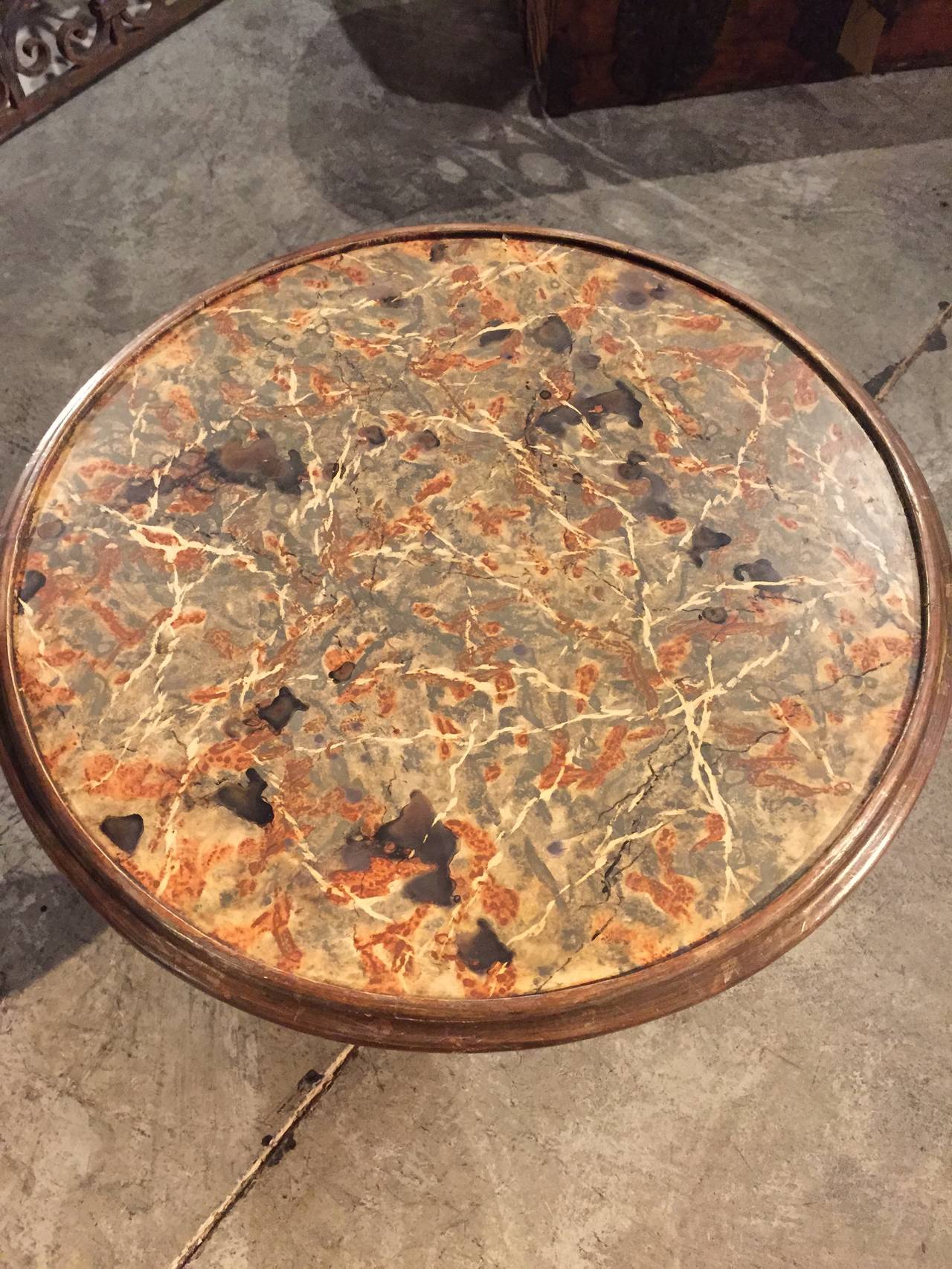 Small Round Giltwood Table from Italy with Faux Marble Top 3