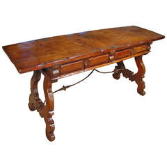 17th Century Walnut Wood Catalan Console Table
