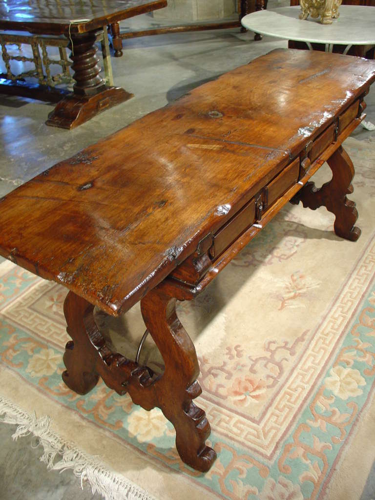 17th Century Walnut Wood Catalan Console Table 3