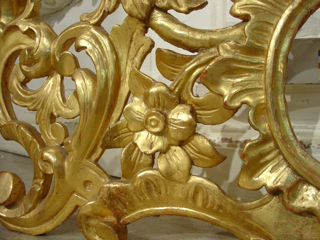 Metal Early 19th Century French Giltwood Five-Arm Wall Sconce