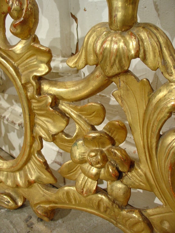 Early 19th Century French Giltwood Five-Arm Wall Sconce 2