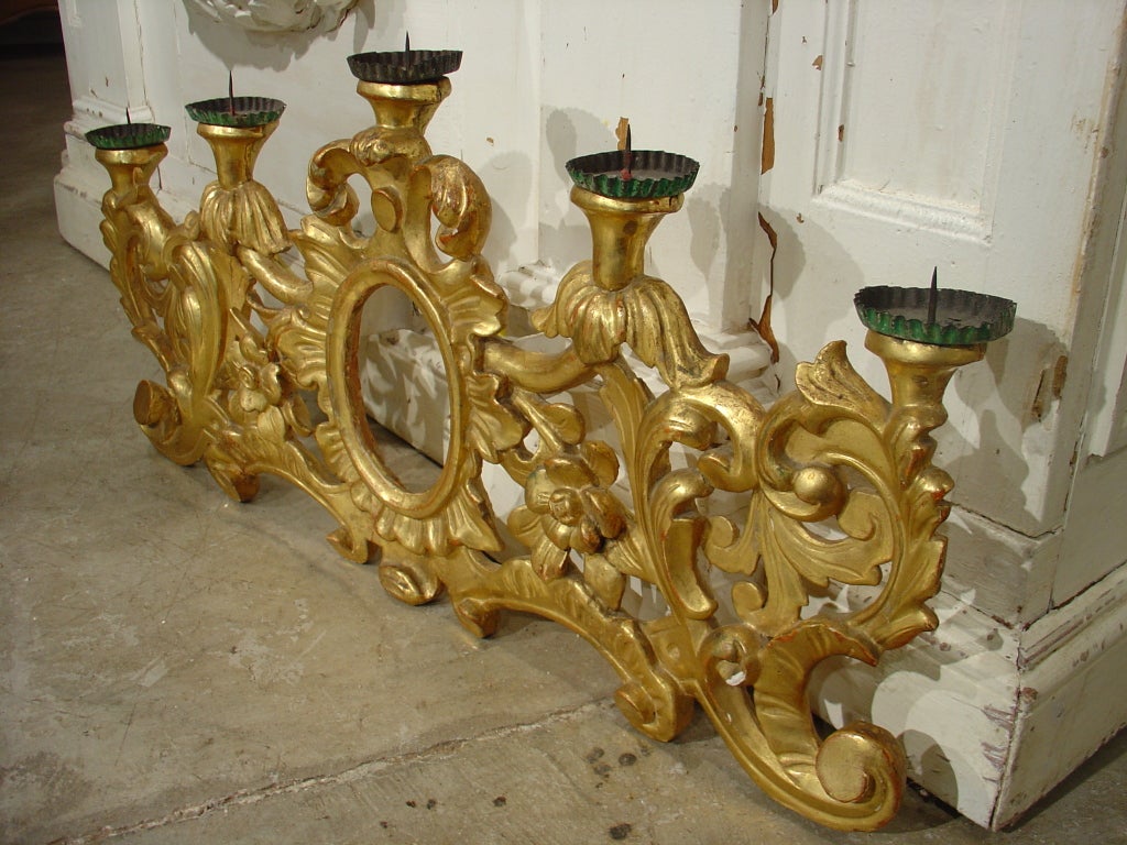 Early 19th Century French Giltwood Five-Arm Wall Sconce 3