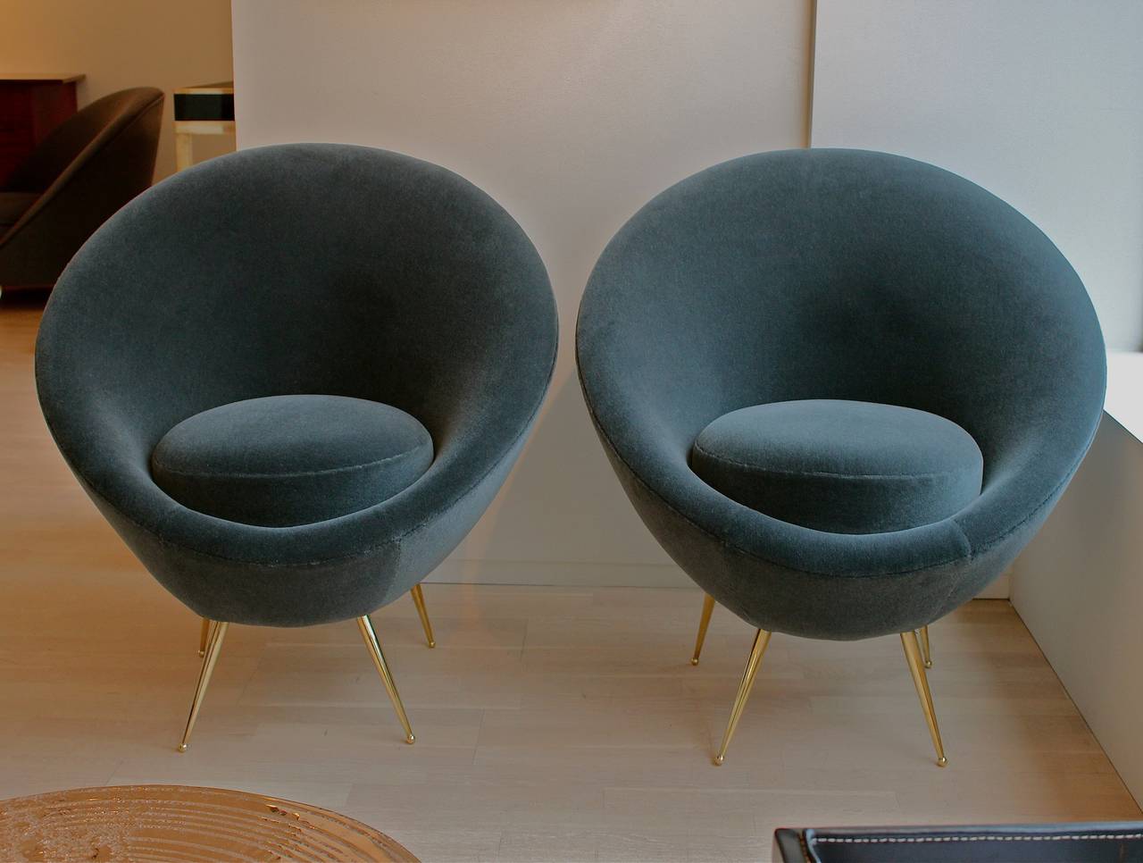 Mid-20th Century Pair of Armchairs in the Style of Ico Parisi