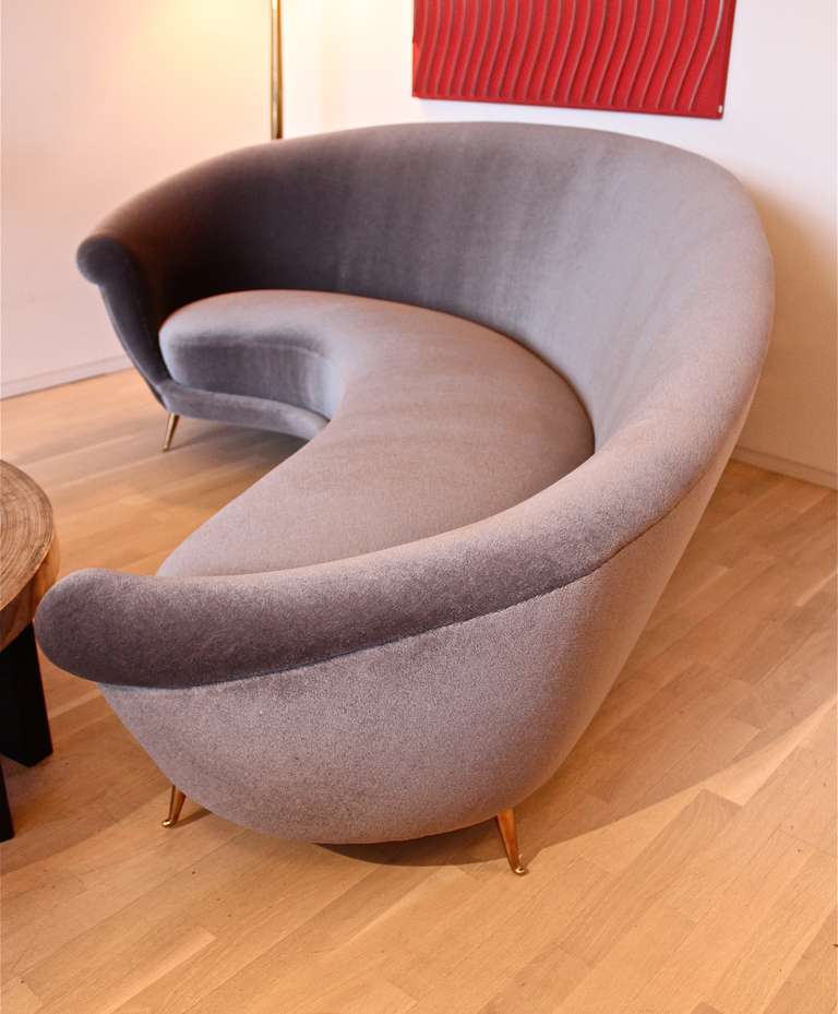 Wood Curved Sofa Attributed to Federico Munari