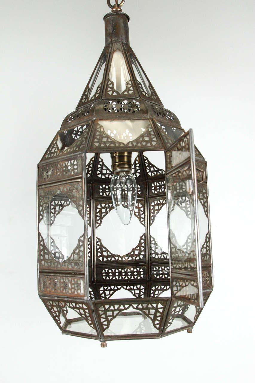 Marocain Lanterne suspendue mauresque vintage en verre clair en vente