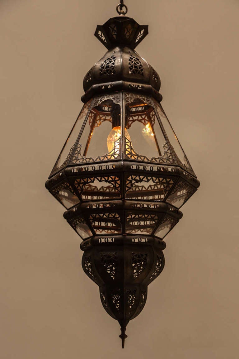 Elegant and stylish clear glass handcrafted Moroccan lantern with intricate filigree work in the Moorish style.
Will add elegance in any room.
Could be used as a wall sconces or chandelier hanging from the ceiling.
Rewired with one lights, ready