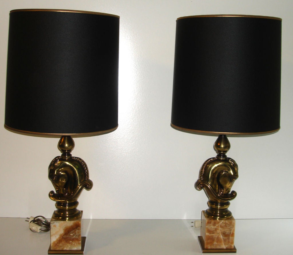 Bronze Maison Charles, paire de grandes lampes en bronze en vente