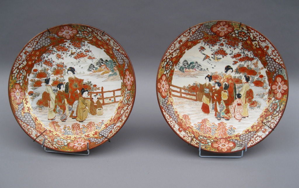 Pair of precious Satsuma porcelain dishes from the XIXth century