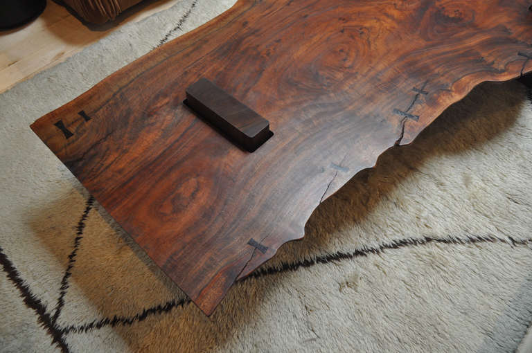 Large Scale Walnut Slab Coffee Table by Richard Patterson In Excellent Condition In Los Angeles, CA