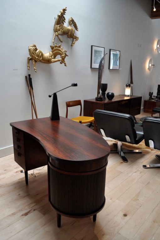 Mid-20th Century Kidney Shaped Rosewood Danish Modern Desk