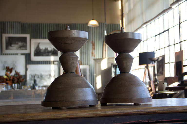 Mid-Century Modern Pair Of Mid Century Modern Wooden Candlestands