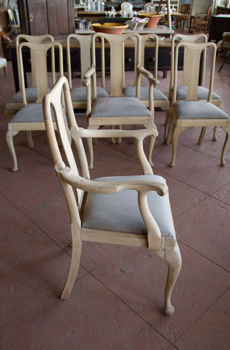 British Set of 8 1920s Queen Anne Style Chairs