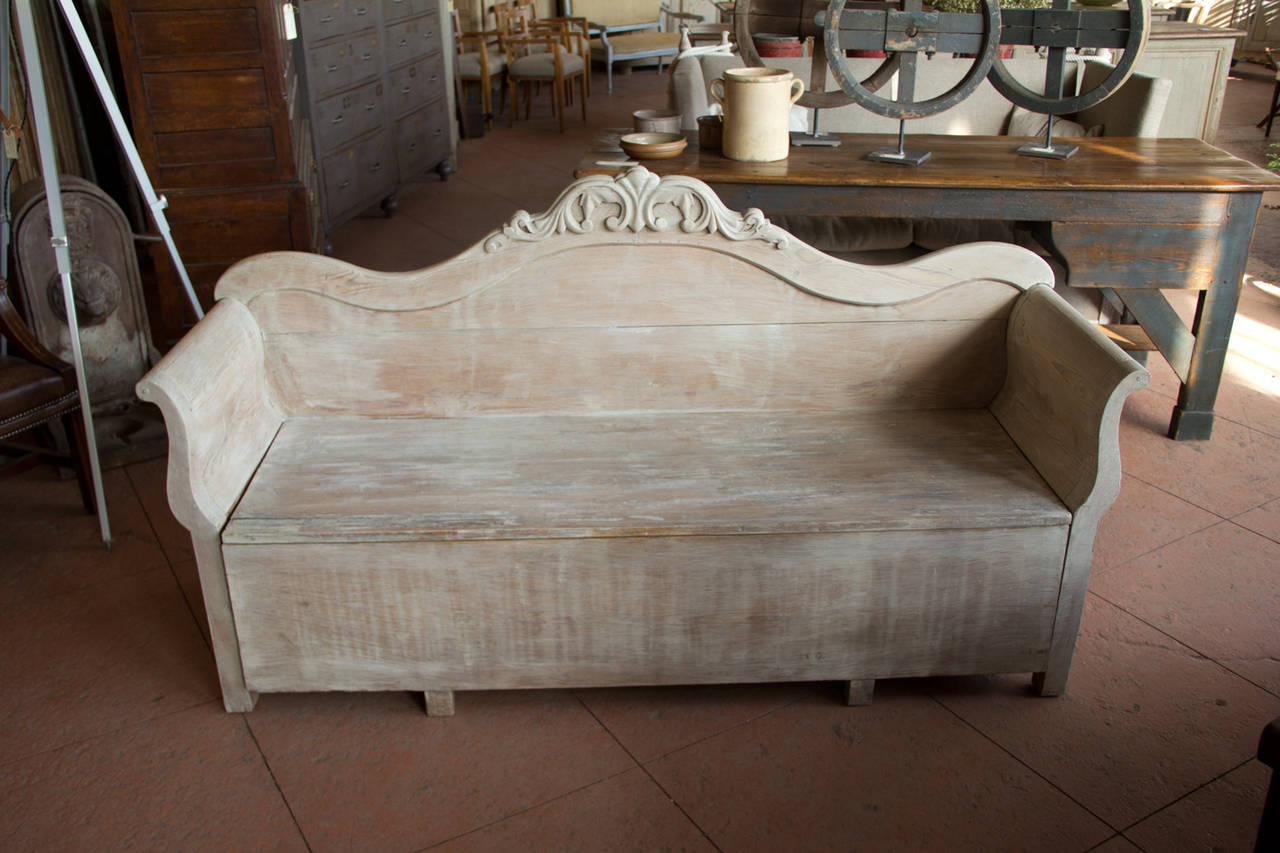 Antique Gustavian Bench with Storage In Good Condition In Calgary, Alberta