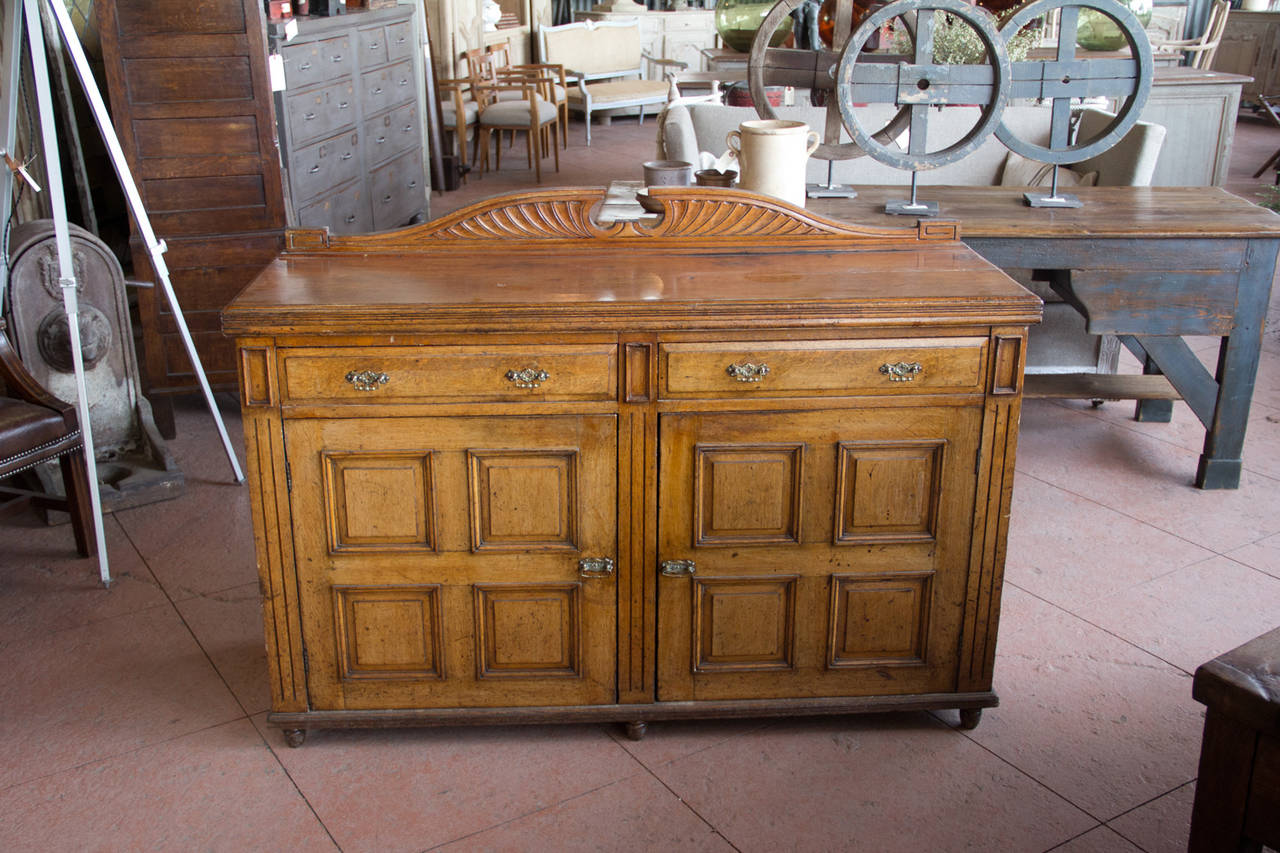 Antique English Arts and Crafts Sideboard In Good Condition In Calgary, Alberta