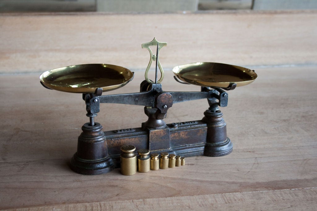 Vintage Apothecary's Scale