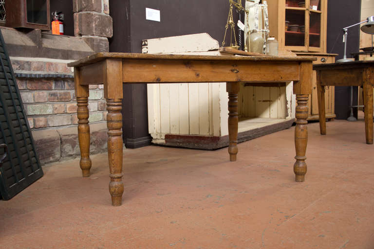 British Victorian Pine Plank Table