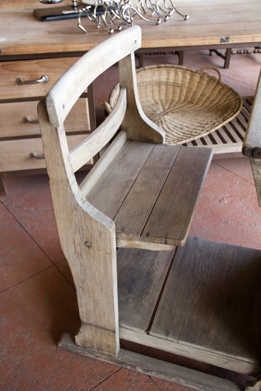 Wood Victorian Oak Teacher's Desk