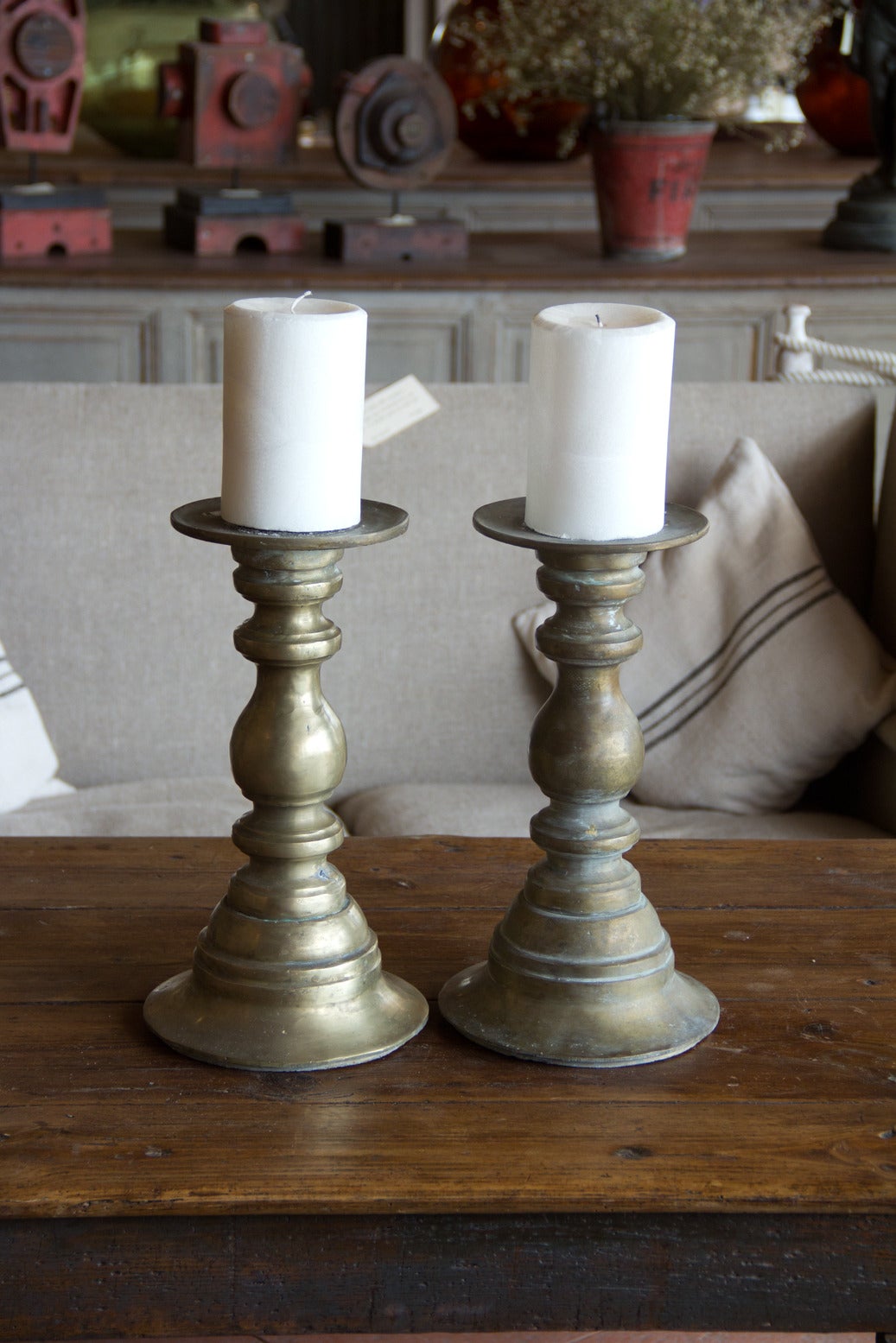Pair of Brass Antique Candlesticks In Good Condition In Calgary, Alberta