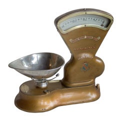 English Avery Toledo Autoleveler Gilt Bakers Confectionery Scale at  1stDibs